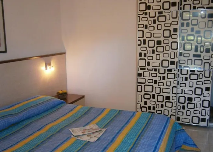 Azzurro Бібіоне