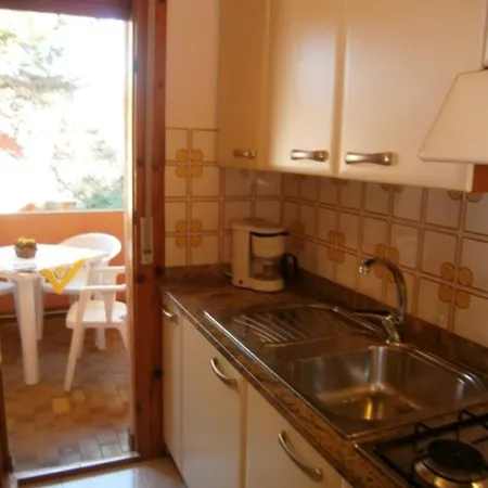 Azzurro Apartment